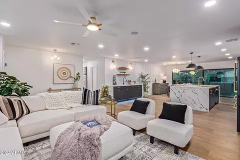 Living - 2514 E Highland Ave, Phoenix, AZ 85016 photo 4 of 5