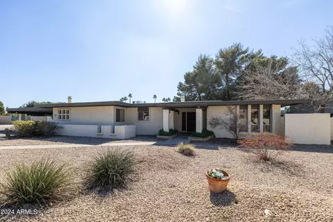Exterior - 933 E Gemini Dr, Tempe, AZ 85283 photo 6 of 18
