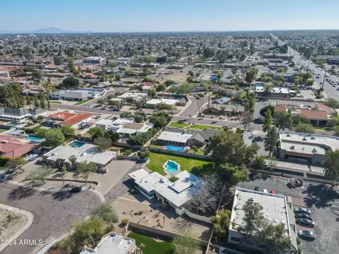 View/Area - 933 E Gemini Dr, Tempe, AZ 85283 photo 8 of 10