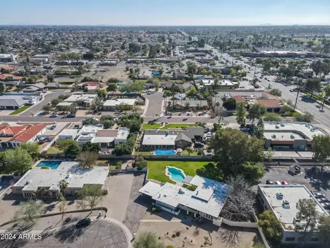 View/Area - 933 E Gemini Dr, Tempe, AZ 85283 photo 9 of 10