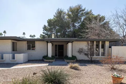 Exterior - 933 E Gemini Dr, Tempe, AZ 85283 photo 4 of 18