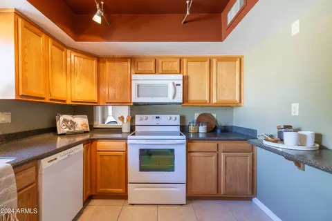 Kitchen - 933 E Gemini Dr, Tempe, AZ 85283 photo 2 of 3