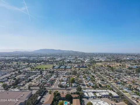 View/Area - 933 E Gemini Dr, Tempe, AZ 85283 photo 7 of 10