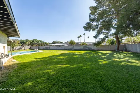 Exterior - 933 E Gemini Dr, Tempe, AZ 85283 photo 18 of 18