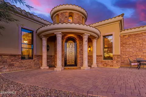 3526 N Shadow Trl, Mesa, AZ 85207