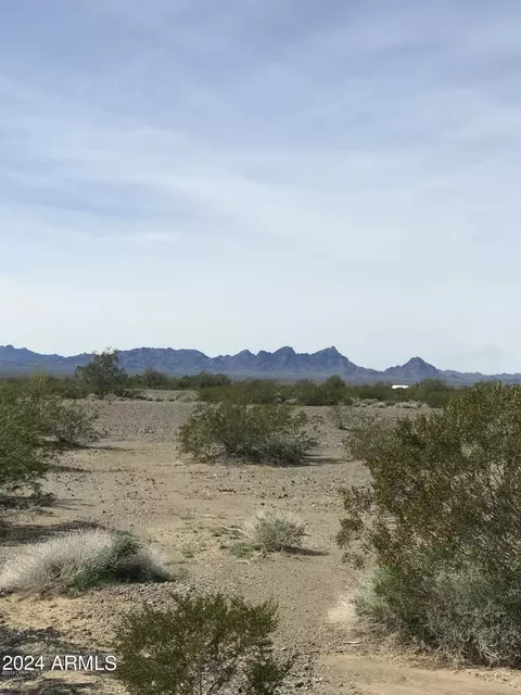 39634 Ave 48e -- E #-, Salome, AZ 85348