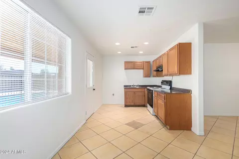 8401 W Devonshire Ave, Phoenix, AZ 85037 photo 12