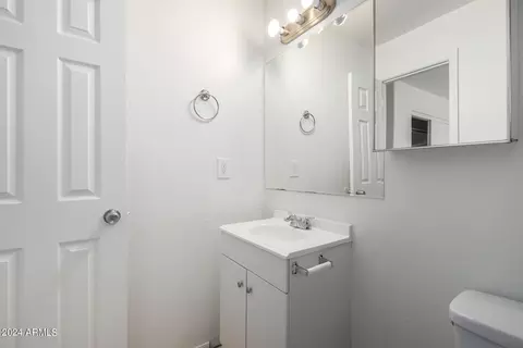 8401 W Devonshire Ave, Phoenix, AZ 85037 photo 17