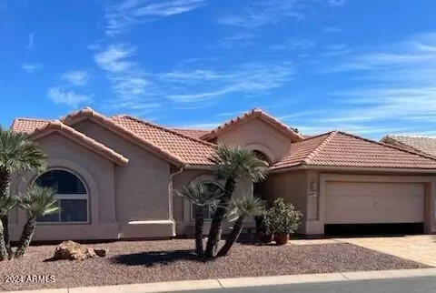 6571 S Tournament Ln, Chandler, AZ 85249