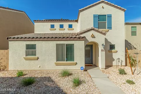 8057 W Albeniz Pl, Phoenix, AZ 85043