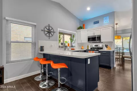 Kitchen - 2736 E Dry Creek Rd, Phoenix, AZ 85048 photo 1 of 6