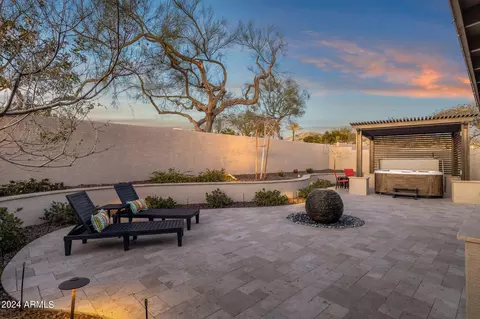 Exterior - 2736 E Dry Creek Rd, Phoenix, AZ 85048 photo 11 of 21