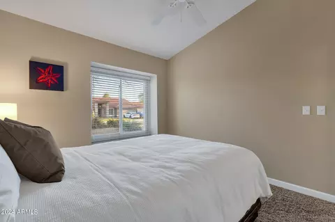 Bedroom - 2736 E Dry Creek Rd, Phoenix, AZ 85048 photo 7 of 7