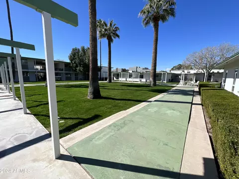 Exterior - 1289 E Maryland Ave #A, Phoenix, AZ 85014 photo 8 of 11