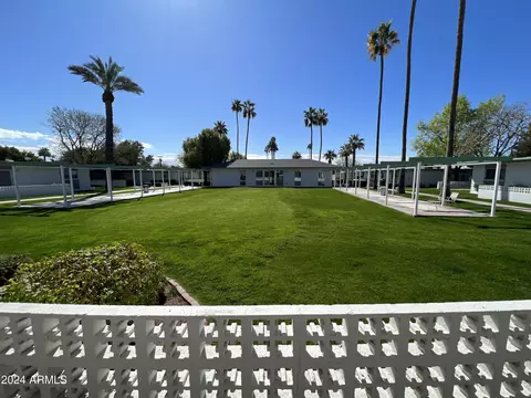 Exterior - 1289 E Maryland Ave #A, Phoenix, AZ 85014 photo 7 of 11