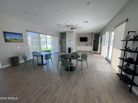 Dining - 1289 E Maryland Ave #A, Phoenix, AZ 85014 photo 5 of 5