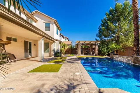 Exterior - 3885 E Mesquite St, Gilbert, AZ 85296 photo 9 of 13