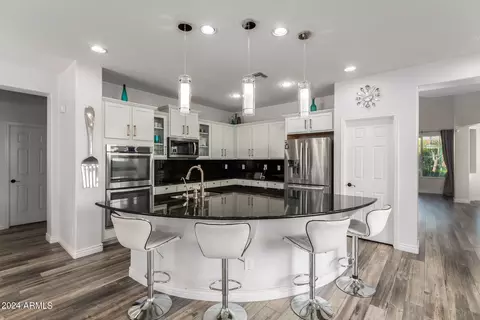 Kitchen - 3885 E Mesquite St, Gilbert, AZ 85296 photo 1 of 5
