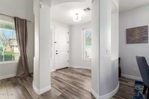 Entry Way - 3885 E Mesquite St, Gilbert, AZ 85296 photo 2 of 4