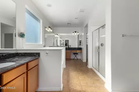 Kitchen - 3885 E Mesquite St, Gilbert, AZ 85296 photo 5 of 5