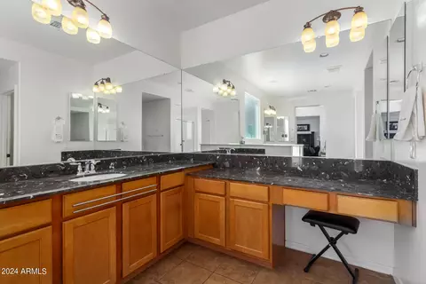 Bath - 3885 E Mesquite St, Gilbert, AZ 85296 photo 4 of 6