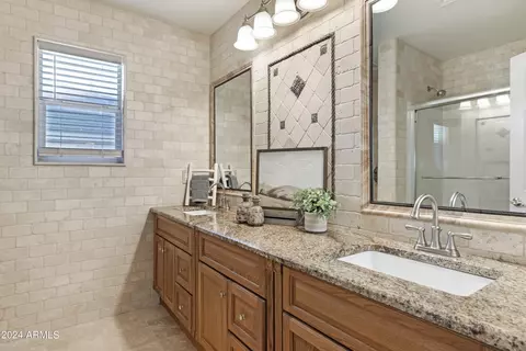 Bath - 10433 E Olla Ave, Mesa, AZ 85212 photo 1 of 5
