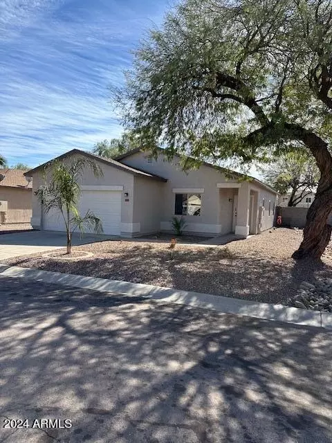1203 E Cowboy Cove Trl, San Tan Valley, AZ 85143