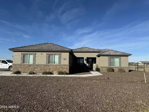 122 N Air Strip Rd, Buckeye, AZ 85396