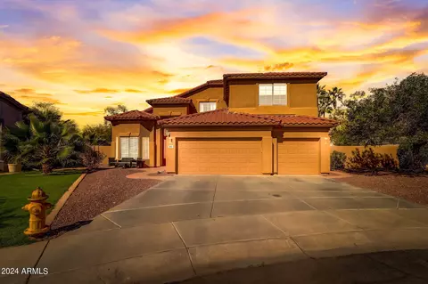 780 W Hemlock Way, Chandler, AZ 85248