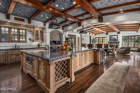 Kitchen - 41 Biltmore Est, Phoenix, AZ 85016 photo 1 of 8