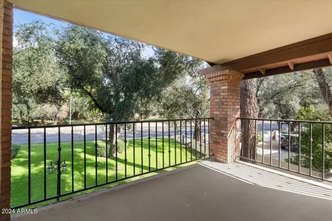 Exterior - 6748 N Central Ave, Phoenix, AZ 85012 photo 5 of 12