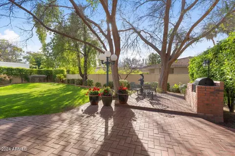Exterior - 6748 N Central Ave, Phoenix, AZ 85012 photo 10 of 12