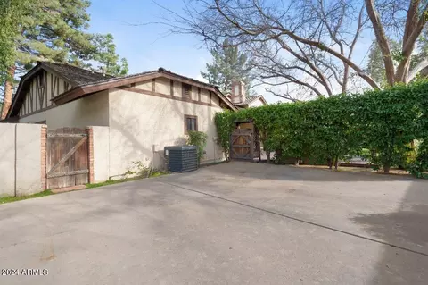 Exterior - 6748 N Central Ave, Phoenix, AZ 85012 photo 11 of 12