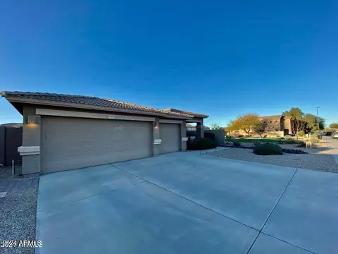 Exterior - 17841 W Buckhorn Dr, Goodyear, AZ 85338 photo 2 of 10
