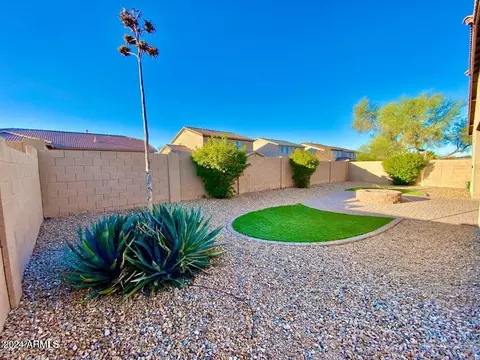 Exterior - 17841 W Buckhorn Dr, Goodyear, AZ 85338 photo 9 of 10