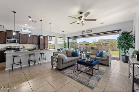 8732 E Jacaranda St, Mesa, AZ 85207 photo 3