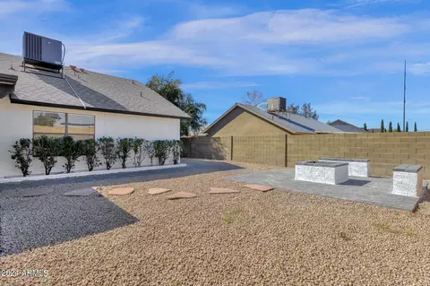 Exterior - 1232 E Taro Ln, Phoenix, AZ 85024 photo 13 of 14