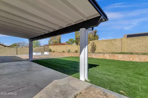 Exterior - 1232 E Taro Ln, Phoenix, AZ 85024 photo 7 of 14