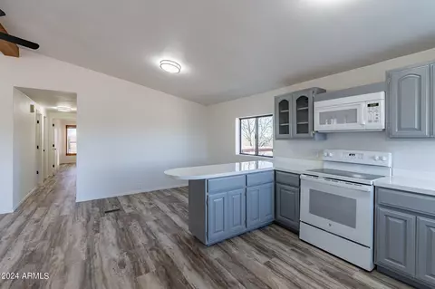 651 S Cortez Rd, Apache Junction, AZ 85119 photo 16