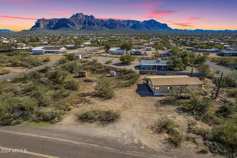 651 S Cortez Rd, Apache Junction, AZ 85119 photo 4