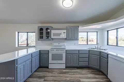651 S Cortez Rd, Apache Junction, AZ 85119 photo 11