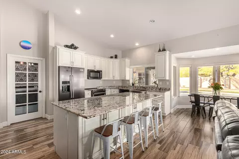 10700 S Indian Wells Dr, Goodyear, AZ 85338
