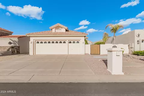 26425 S Moonshadow Dr, Sun Lakes, AZ 85248