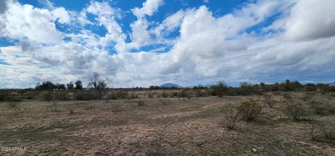 6400 N 419th Ave, Tonopah, AZ 85354