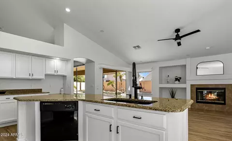 8617 W Alex Ave, Peoria, AZ 85382