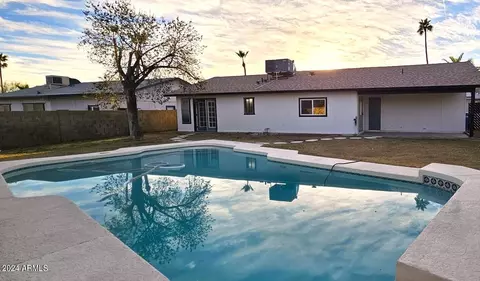 Exterior - 11455 S Oneida St, Phoenix, AZ 85044 photo 8 of 11