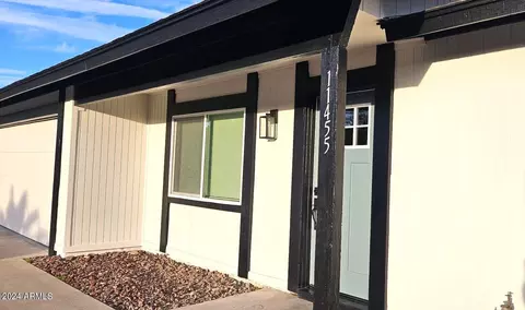 Exterior - 11455 S Oneida St, Phoenix, AZ 85044 photo 3 of 11