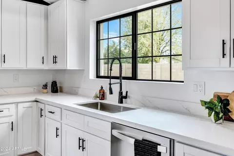 Other - 326 W Montecito Ave, Phoenix, AZ 85013 photo 2 of 9