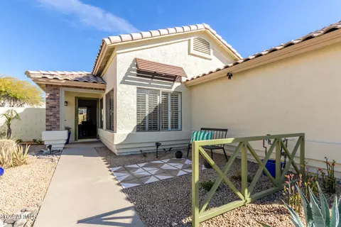 4714 E Goldfinch Gate Ln, Phoenix, AZ 85044 photo 3