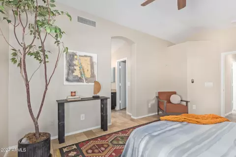 4714 E Goldfinch Gate Ln, Phoenix, AZ 85044 photo 14